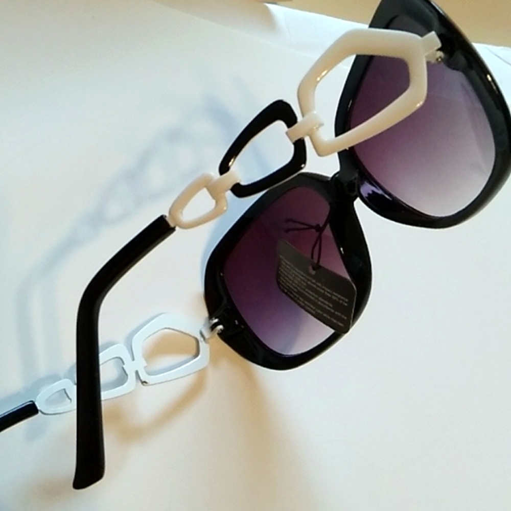 Nwt Fashion Sunglasses - Picture 8 of 8
